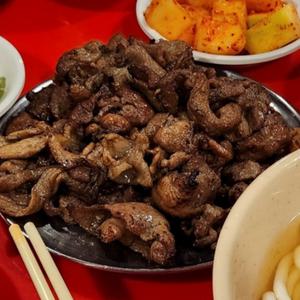 유비푸드 대구 북성로 석쇠불고기 직화 연탄 안주, 1kg, 1개