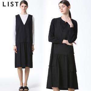 밸런스 플리츠 브이넥 원피스