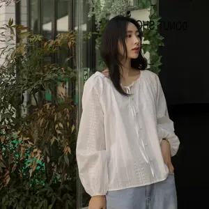 미모업 스트링넥 자수블라우스