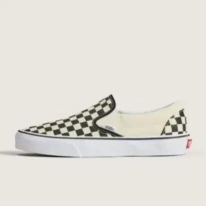 반스 코어클래식 슬립온 체커보드 신발 B1 VN000EYEBWW