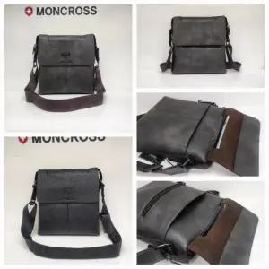 몽크로스대동백화점 DP01 남자메신져백 깔끔하고 수납좋은 남성크로스백 MC8285-1