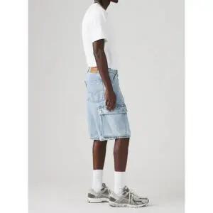 [리바이스] LEVIS 478 배기 카고 쇼츠 001GU-0004 (S38321015)