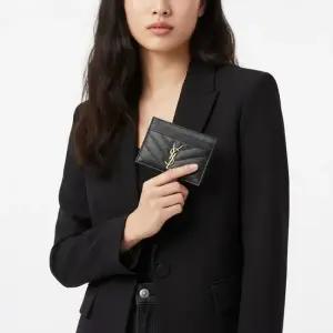 마틀라세 지갑 금장 423291 BOW01 1000 배송