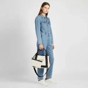 339933 2HH3N 9260 베이지 카바스 토트백 스몰 배송