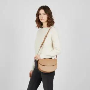 배송 아페쎄 제네바 크로스백 숄더백 PXAWV F61161 CAS