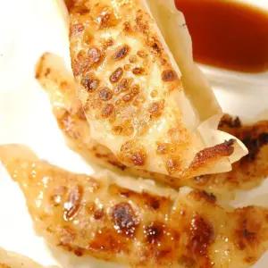 부산 철판당면만두 700gX2봉 40개 간편조리 당면만두 집에서즐기는 부산맛