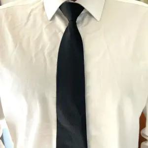 검정넥타이 외출 상가집 자동넥타이/남성/넥타이/교복/고급/조문용/면접용/면접/20대/30대/40대/결혼식
