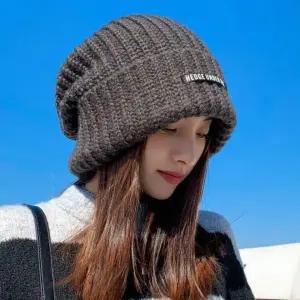 남여공용 빅사이즈 영문레터링 짜임 트위드 비니