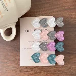 헤어핀 오묘한 호마이카 집게핀 악어핀 실버 옆머리 통통 하이틴 러블리 자체제작 하트 엔틱