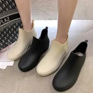 패션레인부츠 심플 레인부츠 키높이 여성 장화 편한 앞코 방수신발