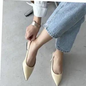 블로퍼 여성샌들 로퍼 샌드뮬 여성슬리퍼 스틸레토