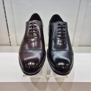 엘칸토 HC11 소가죽 남성 정장구두 초경량 스트레이트팁 정장구두  B7N2U6T13Q