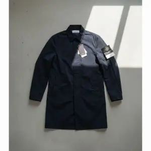 스톤아일랜드 마이크로 트윌 트렌치 코트 70526 801570526 V0020