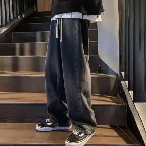 보온성을 높인 기모 안감 남성 밴딩 와이드 데님팬츠 (WFGAJPT)