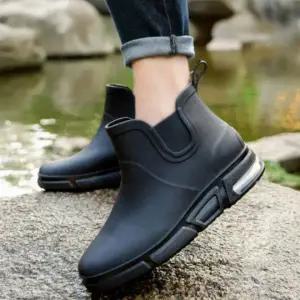 [에이치플러스몰]남성 데일리 스포티 에어솔 미들 레인부츠 장화 숏부츠