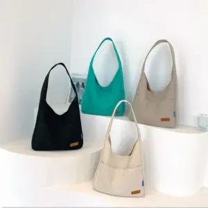 여자 숄더백 둥근쉐입 캔버스 외출가방 꾸안꾸템 가방 skk6+5oTR