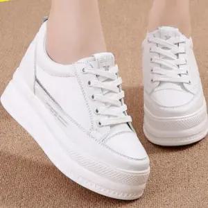 운동화 여성 키높이 7cm 속굽 웨지 스니커즈 2컬러 워킹화