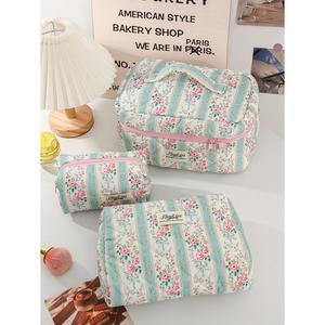 1개 세트 녹색 누비 메이크업 가방 민족 여행 다기능 휴대용