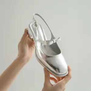 SOVO 로즈 리본 메리제인 로우힐 슬링백 3cm