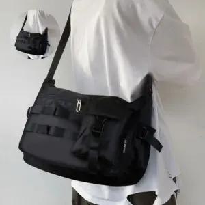 디테일 포켓 남녀공용 직장 회사 학생 운동 크로스백