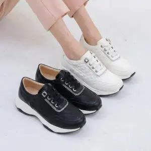 [옷자락]여자 데일리 편안한 누빔 통굽 키높이 캐주얼 스타일리쉬 운동화