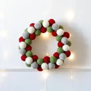 크리스마스장식소품 크리스마스 트리 장식용 동글동글한 펠트 리스 벽장식