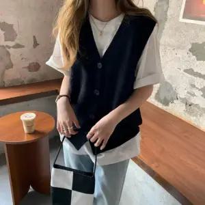 여성 데일리 단추 니트조끼 다양한 컬러 니트 베스트