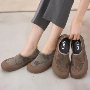 [옷자락]여자 데일리룩 캐주얼 코디 편안한 플랫슈즈