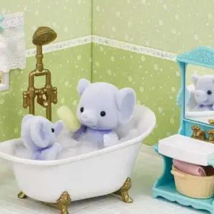 실바니안 패밀리 코끼리 소녀의 욕실 세트 인형 피규어 장난감