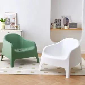 해이프 야외 플라스틱 소파 수영장 흰색 검정 펜션 베란