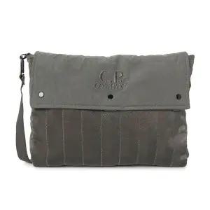 [NS홈쇼핑]CP컴퍼니 남성 숄더백 20CMAC052A 005349G 921[35697244]