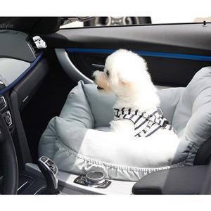 강아지 카시트 반려 동물 애견카시트 이동가방 대형견 안전시트 애완용카시트 반려동물카매트