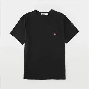 [메종키츠네] 트리컬러 폭스 패치 반팔 티셔츠 FM00120KJ0010 P199