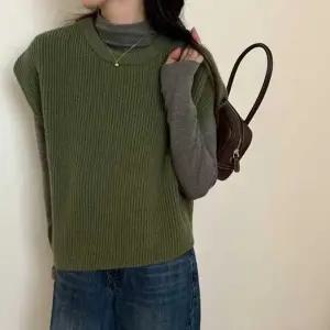 니트 레이어드 슬리브 베스트 여성용 조끼 스타일 패션 소품 니트 레이어드 코디 아이템 가을 상의 레이어