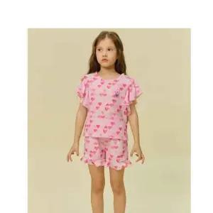 [갤러리아] 26년S/S 매직에디션오그오그 하트프린트날개티(OG62-TS010/PK)