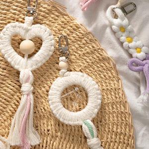 [문구티쳐] 민화샵 마크라메 키링 3종중 택1 (데이지꽃,하트,드림캐쳐) 레이스 DIY 열쇠고리부자재 태슬