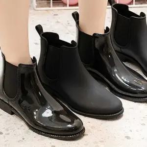 여름 가벼운 발목 숏부츠 장화 첼시 스타일 여행 패션 여성용장화코디 여름장화레인부츠