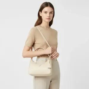 리에디션 리나일론 호보 숄더백 1NE515 RDH0 F0F24 데저트 베이지 배송