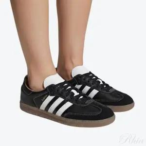 [아디다스] 삼바 OG 블랙 화이트 스니커즈 153082078
