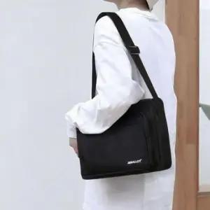 남성 휴대용 다목적 수납 여행용 크로스 숄더백 학생용 데일리 가방