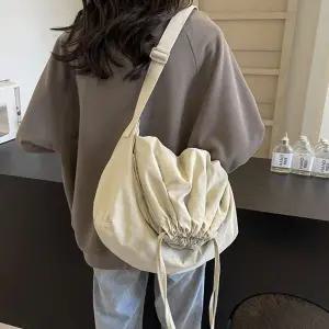 가벼운 복조리 스트링 잠금 스타일 여성 크로스백