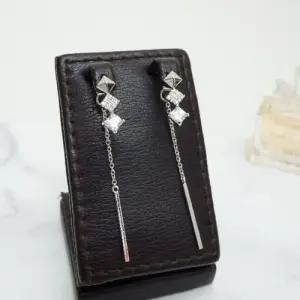 [라일리쥬얼리] Rly BS 큐빅 마름모 투웨이 은침 롱귀걸이 ED30