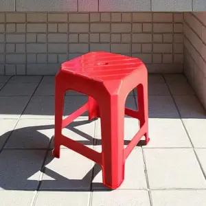 목욕의자 심플 사각의자 레드 회전의자