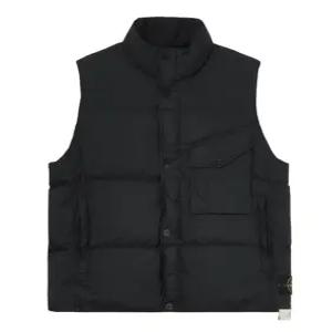 스톤 아일랜드 G100003 크링클 랩스 NY 리사이클 나일론 다운 베스트 윈드 레지스턴스 앤 집 포켓 블랙 - 25FW