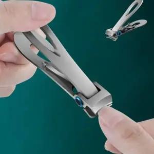 손발톱깎이 단단하고 두꺼운 손발톱을 손쉽고 깔끔하게 정리 위생과 편안함 지렛대 형태