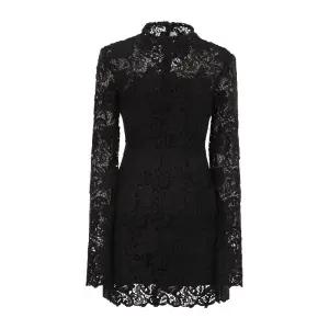 스포트막스 플로럴 마크라메 하이넥 숏 원피스 2522626024600 001