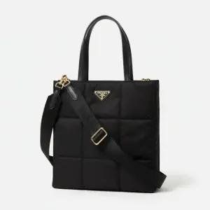 26SS 리나일론 패딩 토트 백 1BG426 RUKW F0002 V DOO)