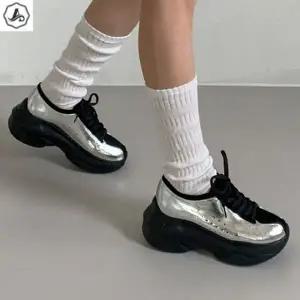 [애슬릿] 플랫폼 스니커즈 어글리 메탈릭 실버 운동화 8cm