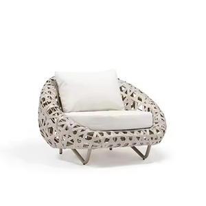 호환 북유럽 스타일 수공예 라탄 야외 소파 세트 정원 가구 편안한 내후성 생활 공간용