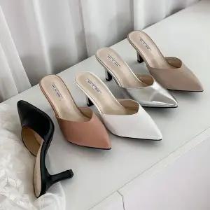 [디아]스틸레토 브이라인 뮬슬리퍼 힐 7cm